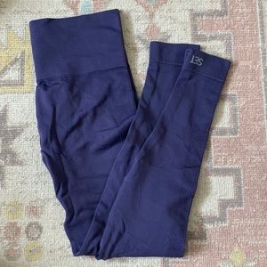 SET Active purple leggings